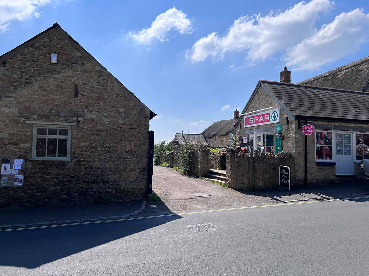Abbotsbury to St Catherine's Chapel and Chesil Beach Walk